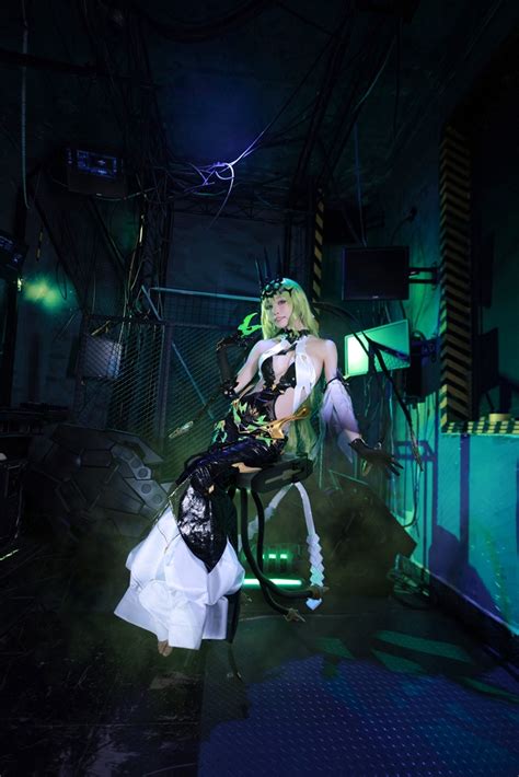 Aqua 水淼 – Mobius (Honkai Impact 3rd) (mitaku.net).